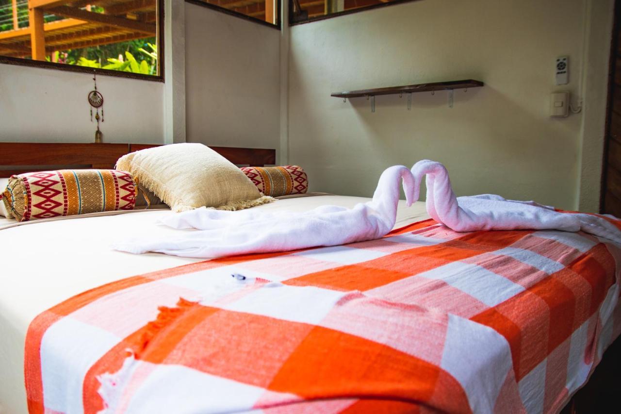 Oasis Uvita Bed and Breakfast Esterno foto